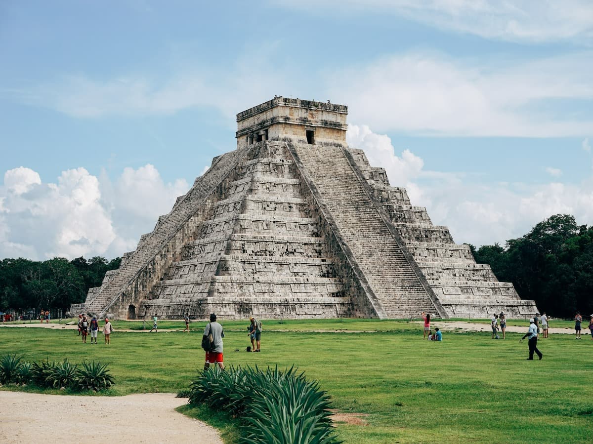 vista de la pirámide Chichén Itzá, Mexico